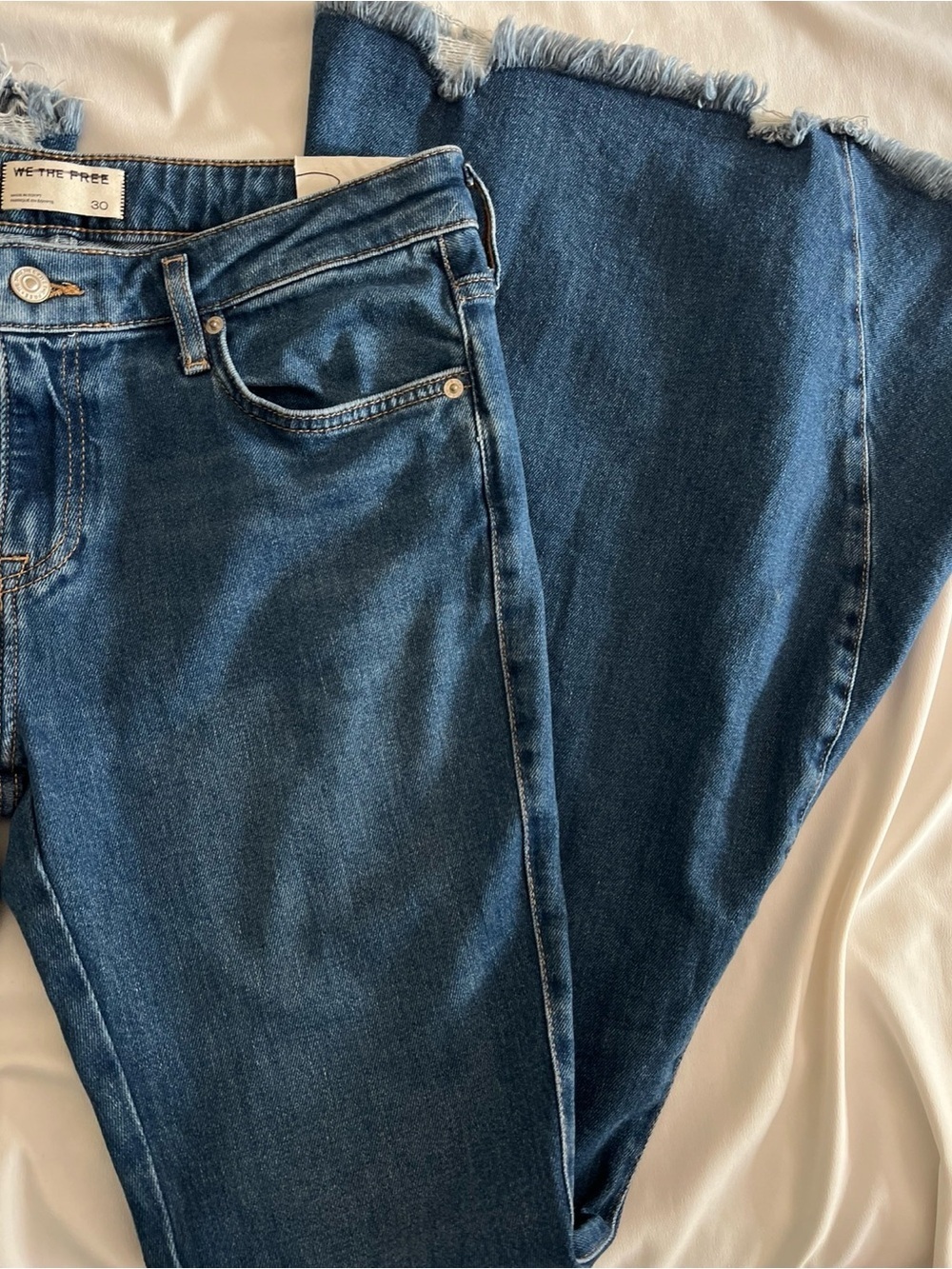 We The Free Emre Low-Rise Flare Jeans ✨👖 - Picture 7 of 7